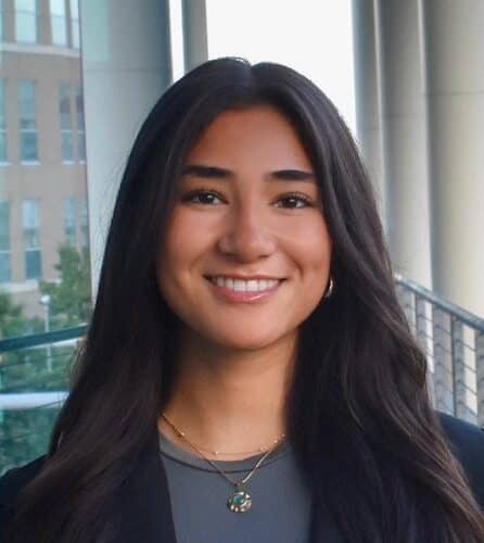 Headshot of Darya T., Financeable student